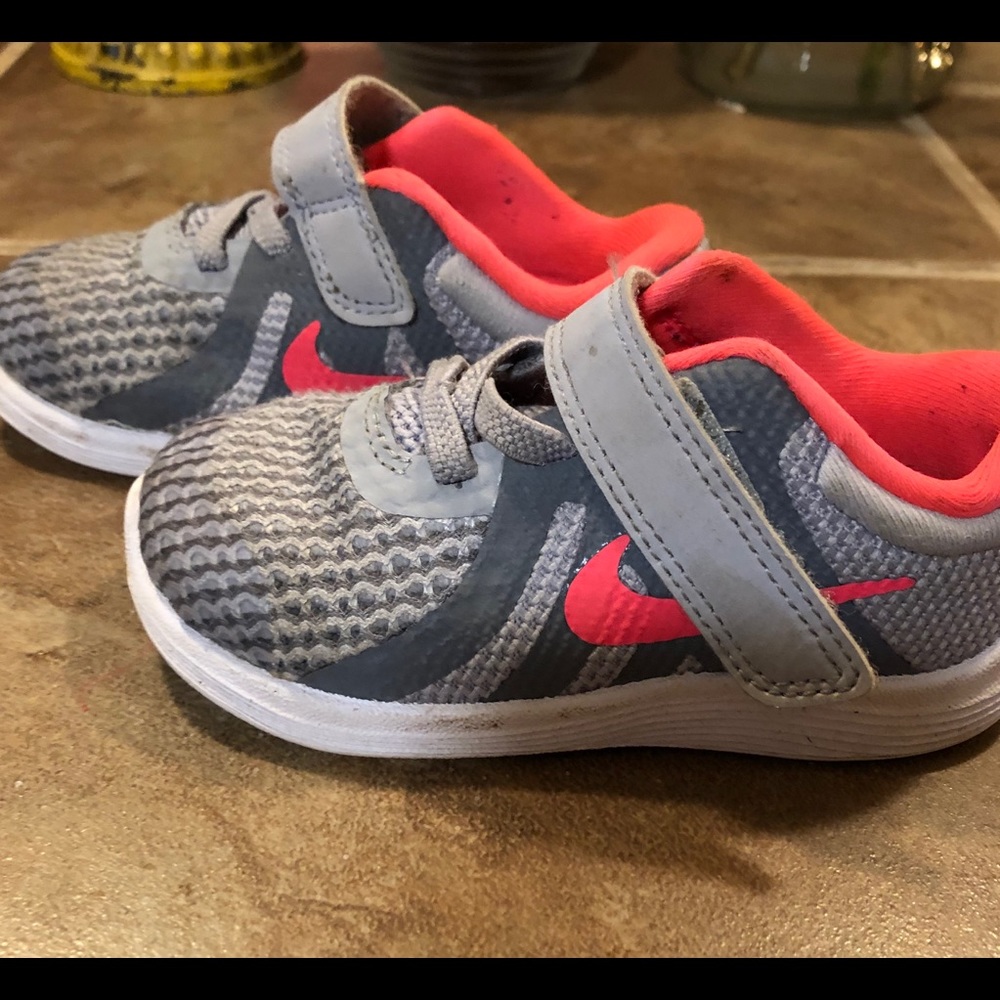 Toddler girl Nike shoes